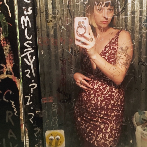 Bardot Burgundy Lace Curve Hugging Dress - Picture 9 of 9